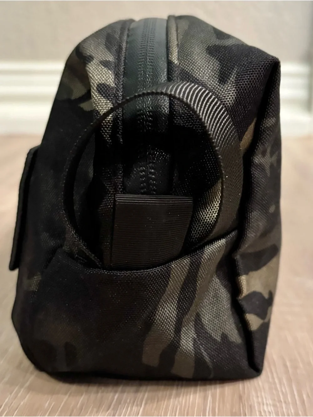 Wild Willies Beard Travel Set Camo Toiletry Bag Shampoo Serum Conditioner Comb